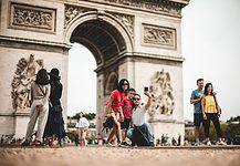 Exploring Paris by Foot: Walking Guide to Paris Pickpockets in France